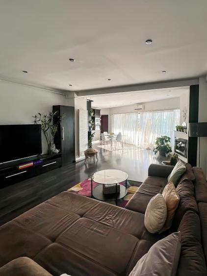 Apartament cu 3 camere semidecomandat, mobilat în Voluntari