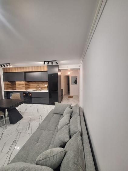 Apartament cu 2 camere decomandat în Tomis Nord