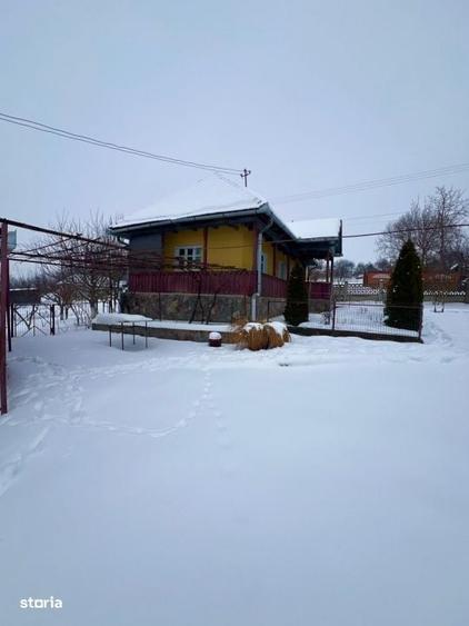Casă cu 3 camere în Geaca