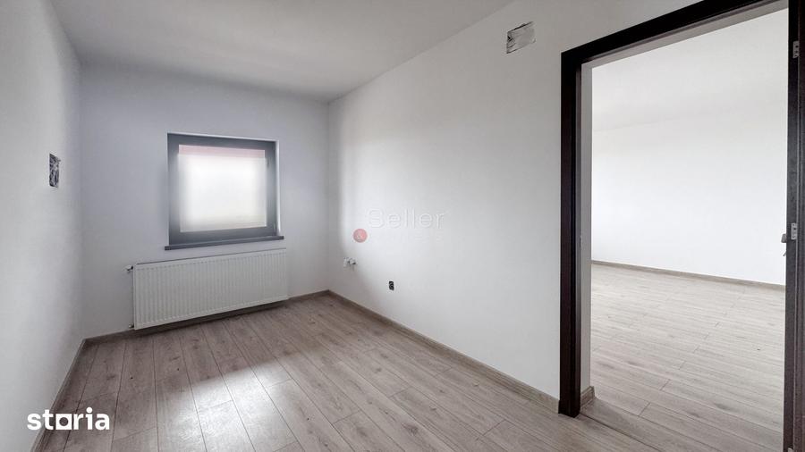 Casă cu 8 camere cu Teren 480 Mp în Bunloc
