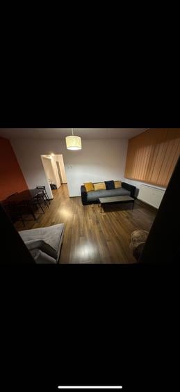 Apartament cu 2 camere semidecomandat în Podu Roș
