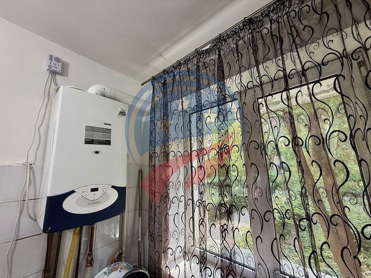 Apartament cu 3 camere decomandat în 1 Mai