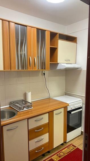 Inchiriez garsoniera pe str.aluminei nr.70 Bl D3 din Oradea - 8