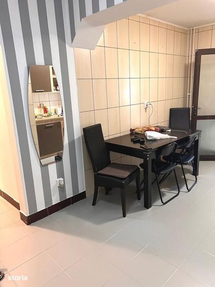 Apartament cu 2 camere decomandat în Galata