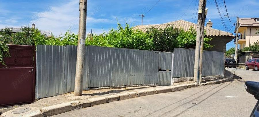 Casă cu 5 camere în Central