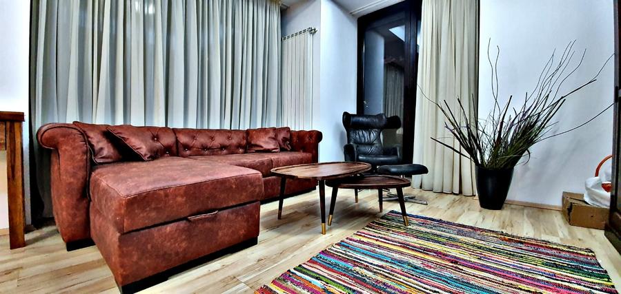 Apartament cu 3 camere decomandat în Herăstrău
