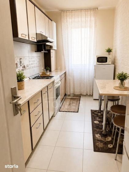 Apartament cu 3 camere decomandat în Terezian