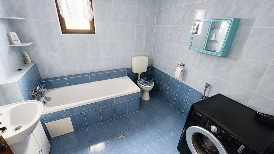Apartament cu 2 camere decomandat în Girocului