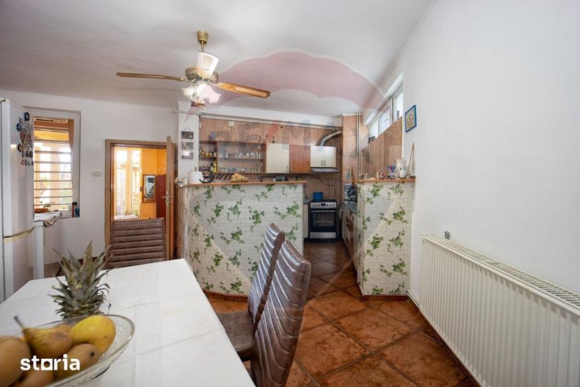 Casă cu 4 camere cu Teren 60 Mp în Bartolomeu