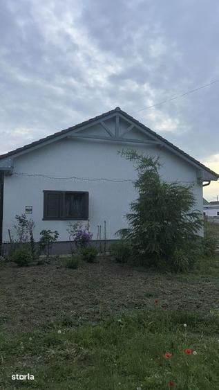 Casă cu 3 camere cu Teren 733 Mp în Cumpăna