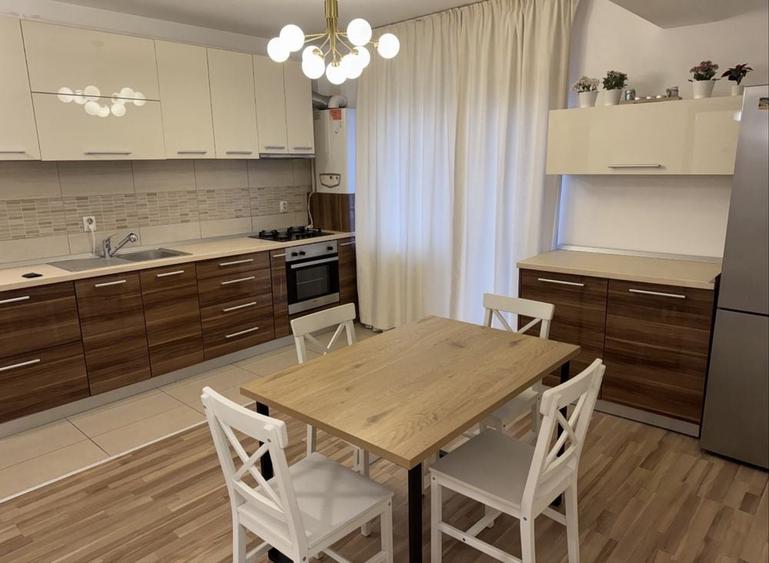 Apartament cu 2 camere semidecomandat în Bună Ziua