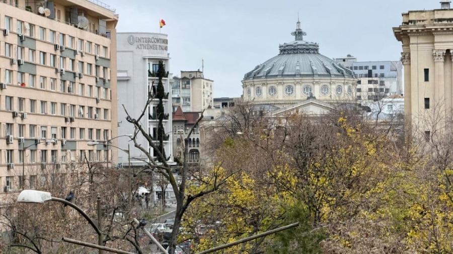Apartament cu 2 camere semidecomandat în Sala Palatului