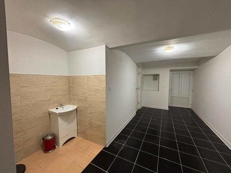 Garsonieră semidecomandată în Central