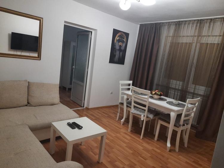 Apartament cu 2 camere nedecomandat în Central