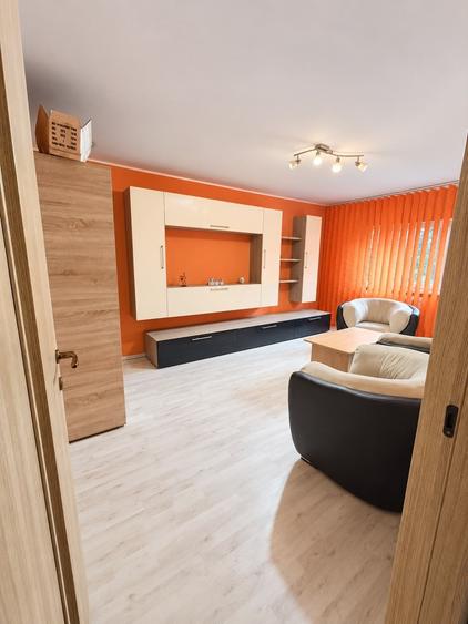 Apartament cu 2 camere decomandat în Dacia