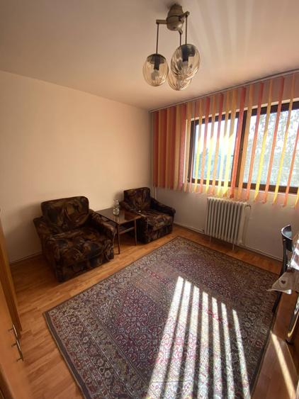Apartament cu 2 camere decomandat în Grigorescu