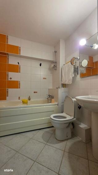 Apartament cu 3 camere decomandat în Frumoasa