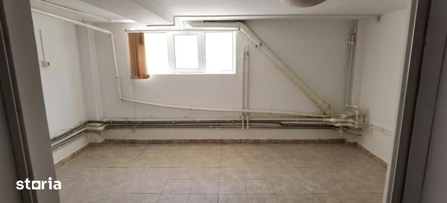 Casă cu 4 camere cu Teren 1438 Mp în Chiscani