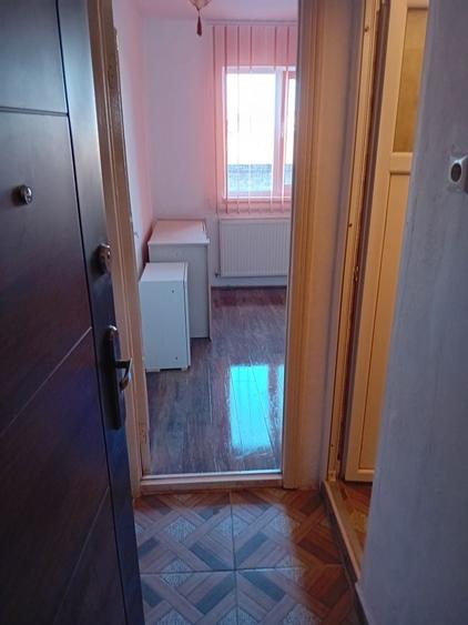Garsonieră decomandată în Iosefin