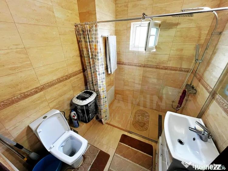 Casă cu 4 camere cu Teren 680 Mp în Ișalnița