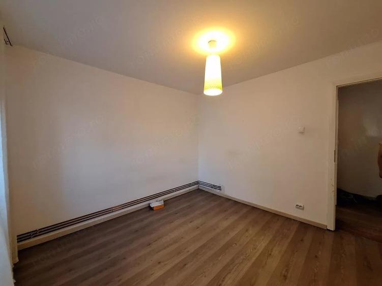 Apartament cu 3 camere decomandat în Dorobanților