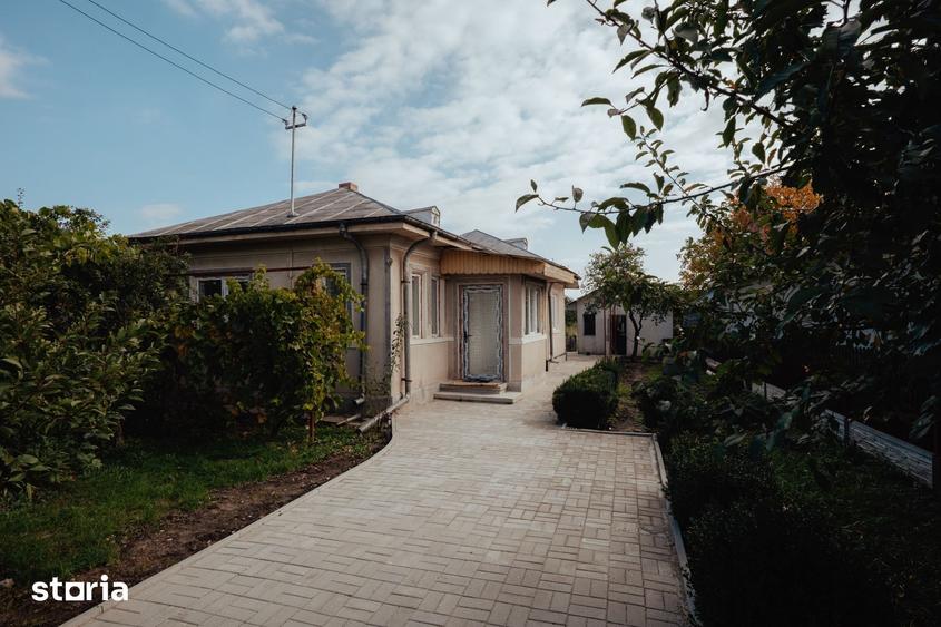 Casă cu 4 camere cu Teren 1260 Mp în Valea Râmnicului
