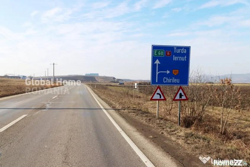 Teren de 25000 mp, în Sânpaul