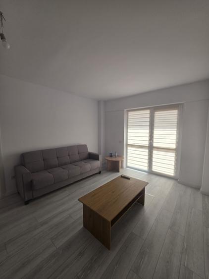 Apartament cu 2 camere semidecomandat în Valea Lupului