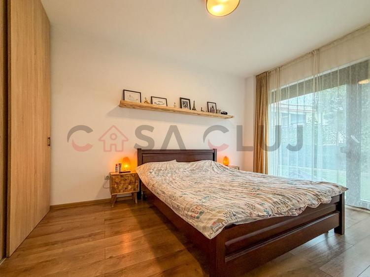 Apartament cu 3 camere decomandat, mobilat în Bună Ziua