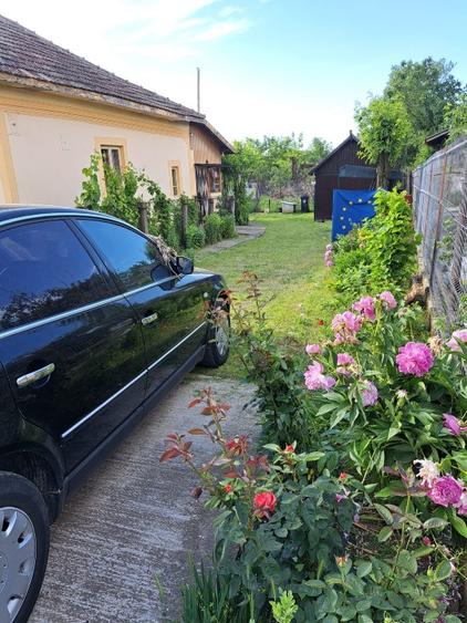 Casă individuală cu 5 camere cu Teren 1000 Mp în Redea