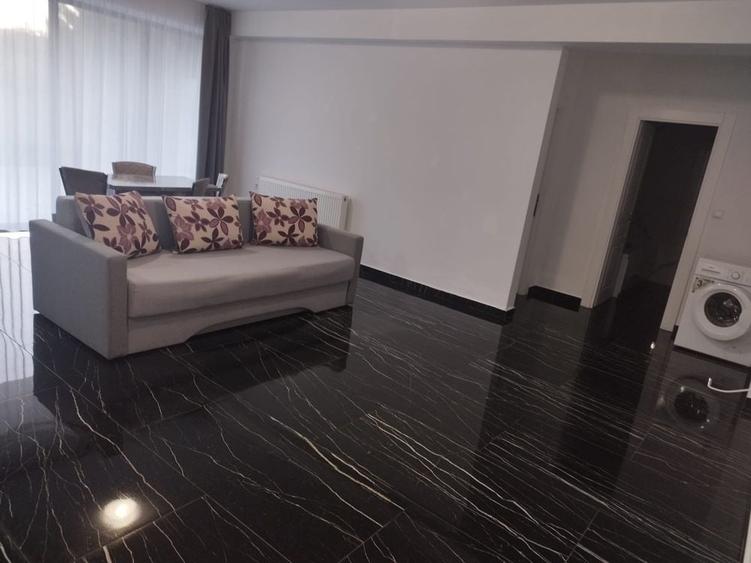 Apartament cu 2 camere decomandat în Ady Endre