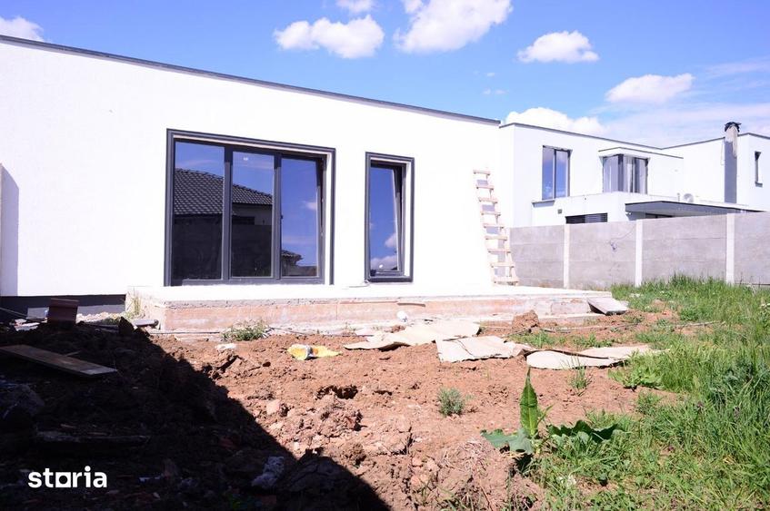 Casă cu 4 camere cu Teren 310 Mp în Sânandrei