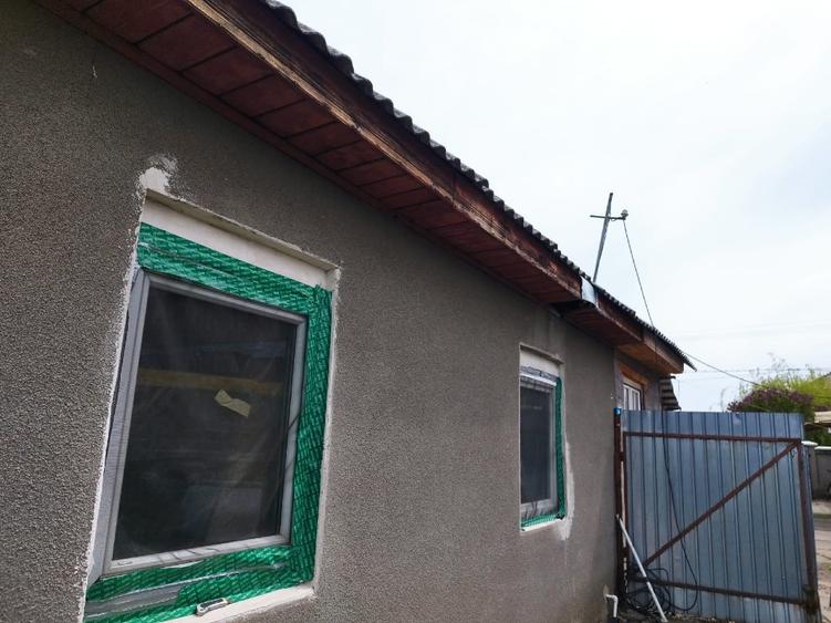 Casă individuală cu 5 camere cu Teren 1500 Mp în Macea