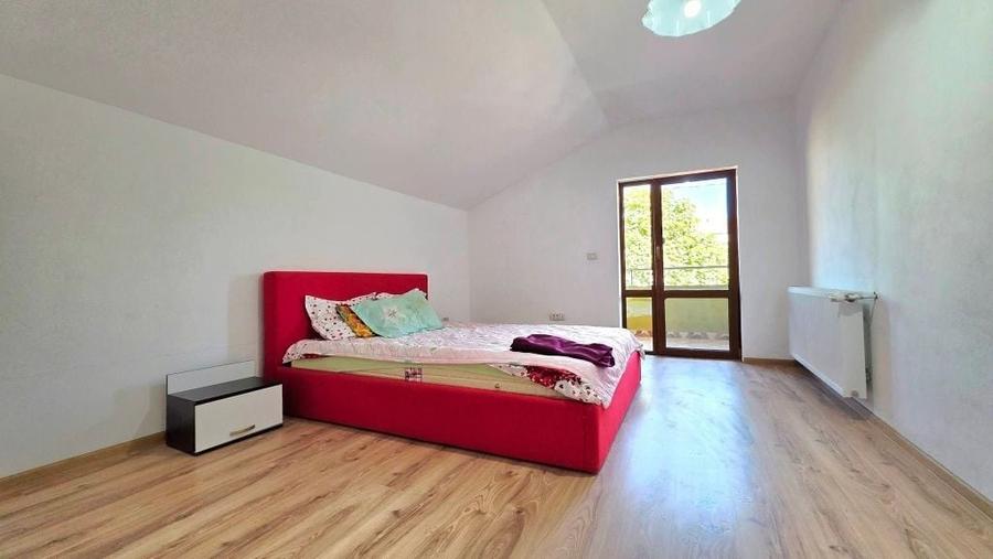 Casă cu 4 camere în Bujac