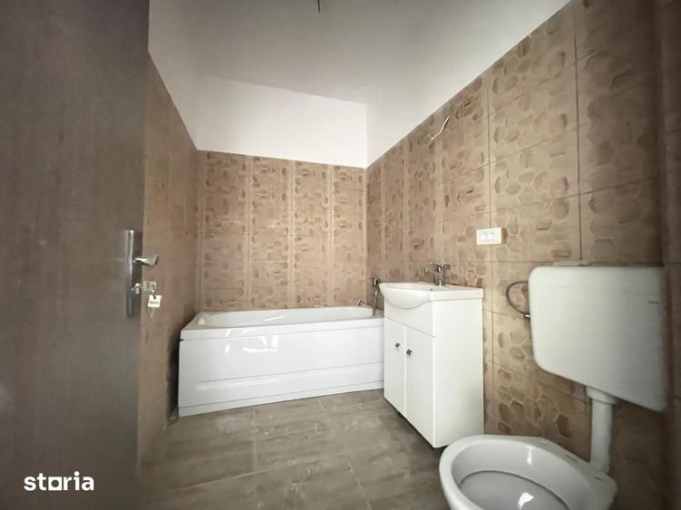 Garsonieră decomandată în Apărătorii Patriei