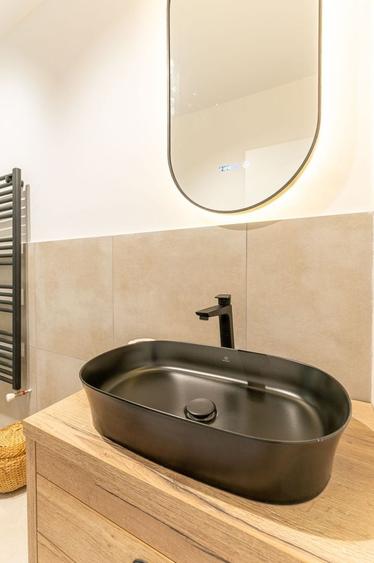 Apartament cu 4 camere decomandat, mobilat în Zorilor