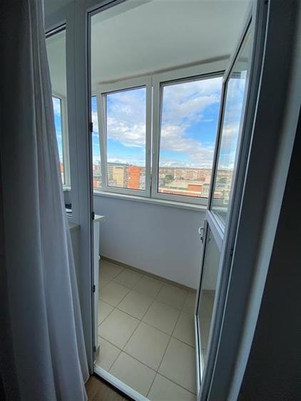 Apartament cu 3 camere decomandat în Decebal