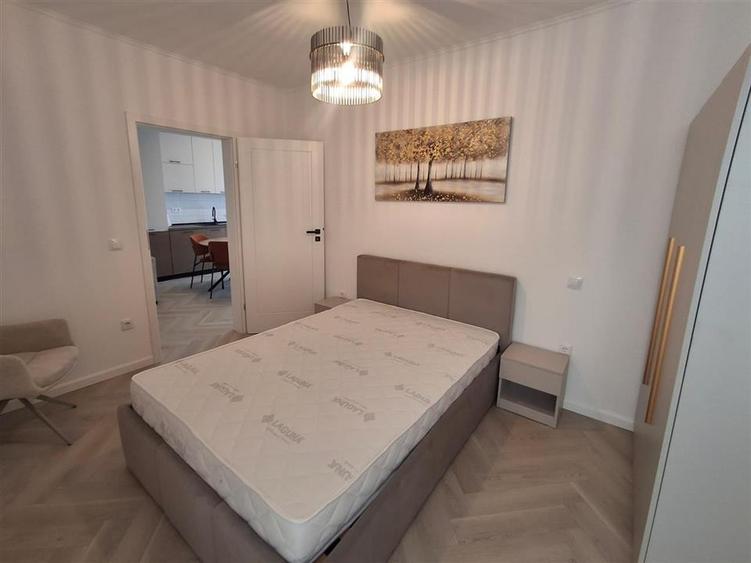 Apartament cu 3 camere semidecomandat în Șelimbăr
