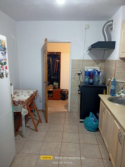 Apartament cu 2 camere decomandat în Republicii
