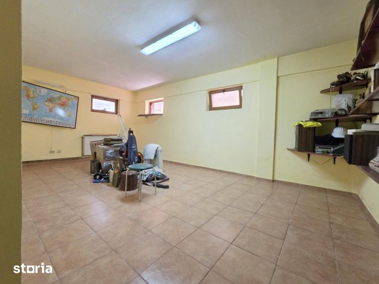 Casă cu 6 camere cu Teren 1250 Mp în Chiajna