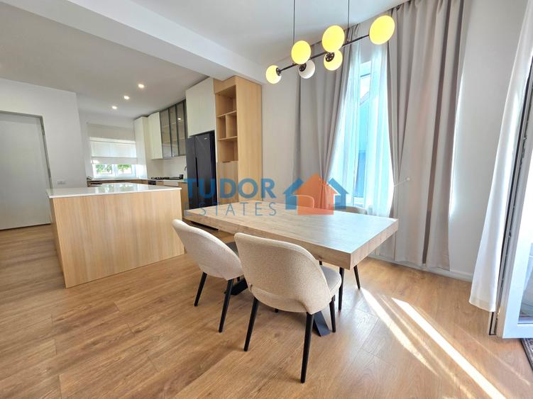 Casă cu 5 camere cu Teren 350 Mp în Pipera