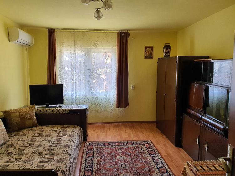 Casă cu 4 camere în Scărișoara