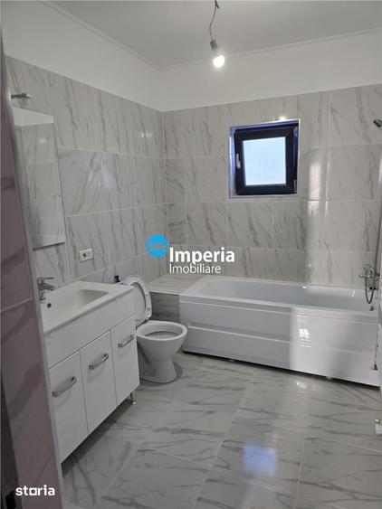 Casă cu 3 camere cu Teren 400 Mp în Bârnova