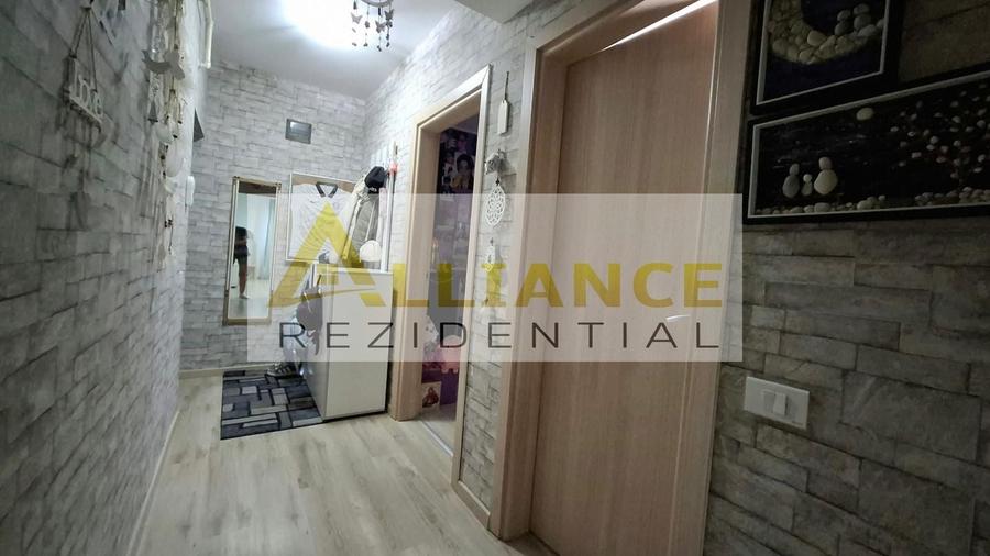 Apartament cu 2 camere decomandat, mobilat în Central
