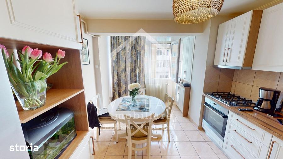 Apartament cu 3 camere, mobilat în Vasile Aaron