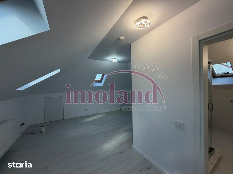 Casă cu 6 camere cu Teren 500 Mp în Central