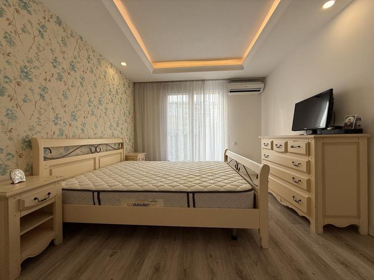 Casă individuală cu 3 camere cu Piscina în Ștefăneștii de Jos