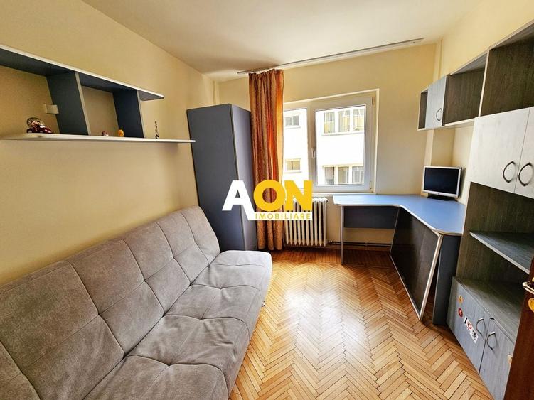 Apartament cu 3 camere decomandat, mobilat în Ampoi 1