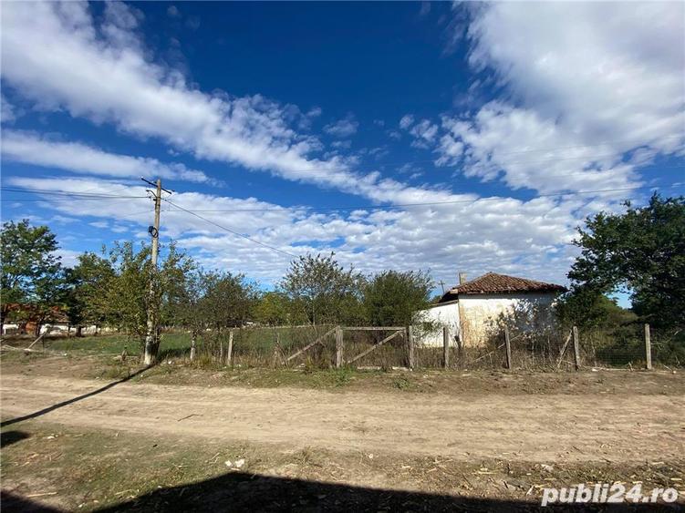 Teren de 5465 mp, în Mereni