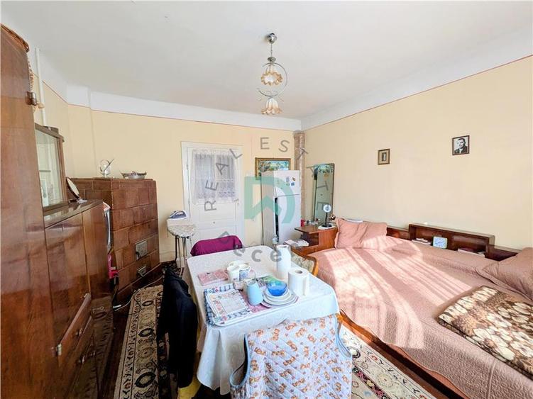 Casă individuală cu 4 camere cu Teren 262 Mp în Tractorul